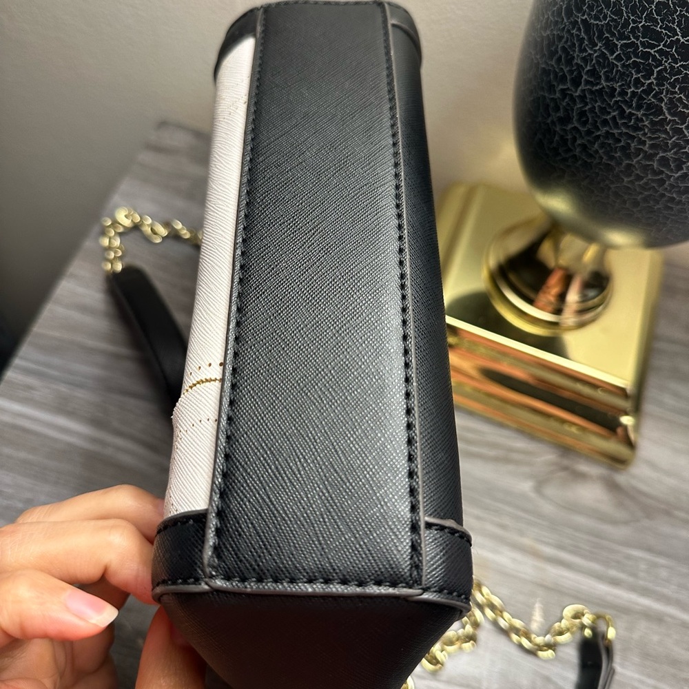 Anne Klein Black and Cream Shoulder Bag with Gold Hardware - Picture 11 of 15